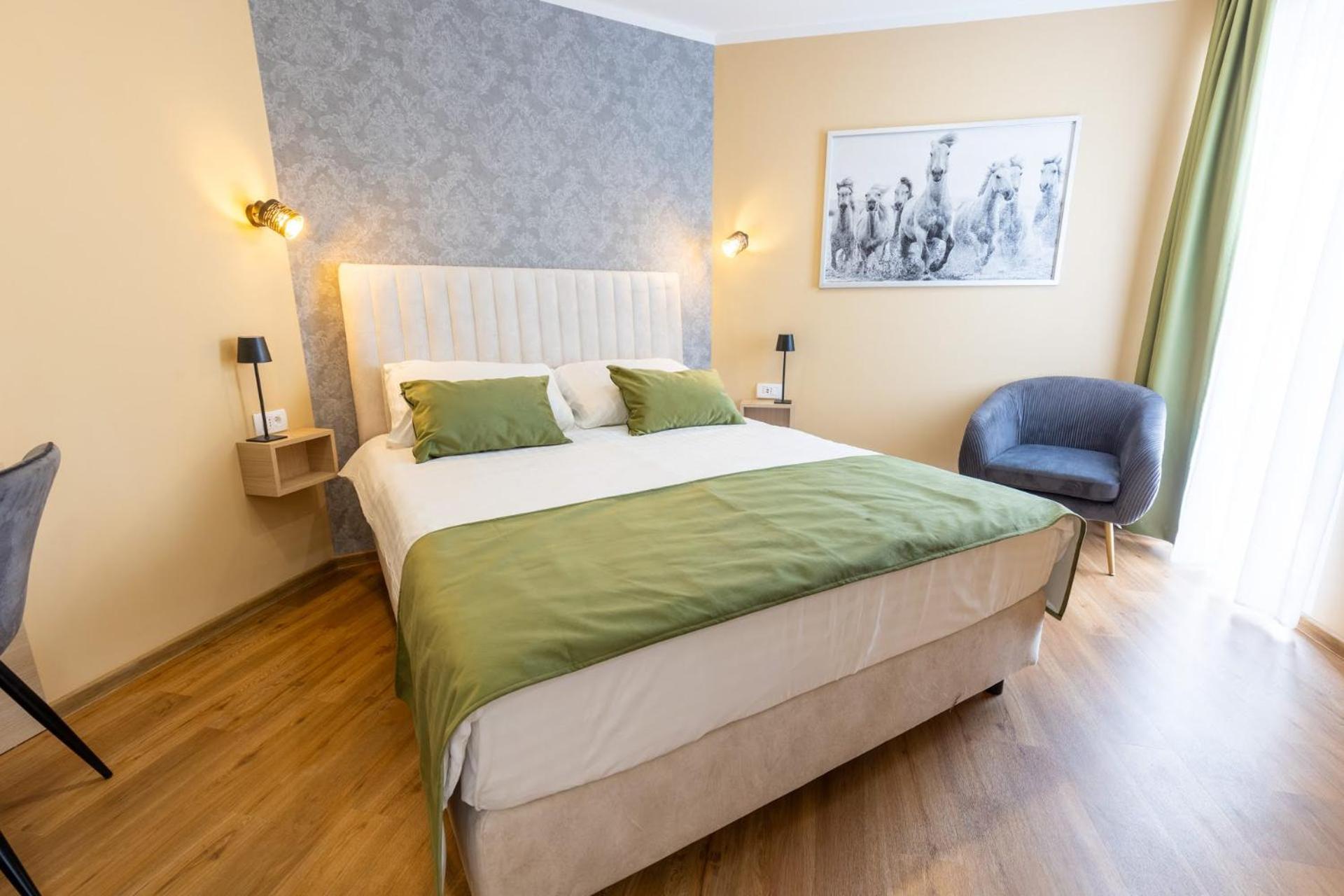 Hotel Dolenjc 新梅斯托 外观 照片