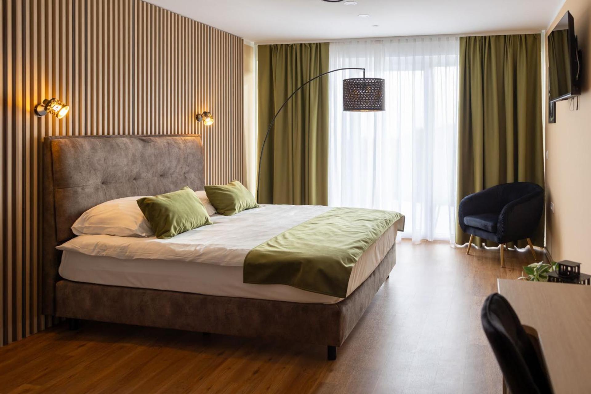 Hotel Dolenjc 新梅斯托 外观 照片